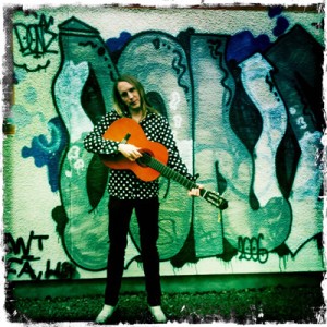 henning graffiti 400x400 (1)       